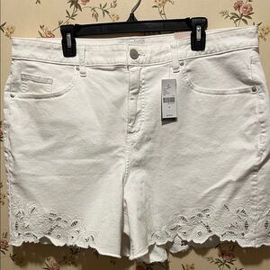 Lane Bryant White Jean Shorts with Lace Hem women’s size 16